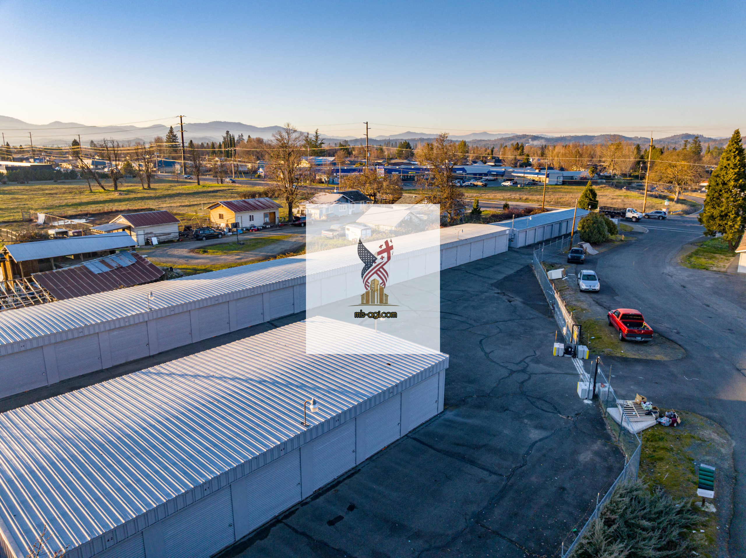 100 Pardee Ln, Grants Pass, OR 97527 (17)