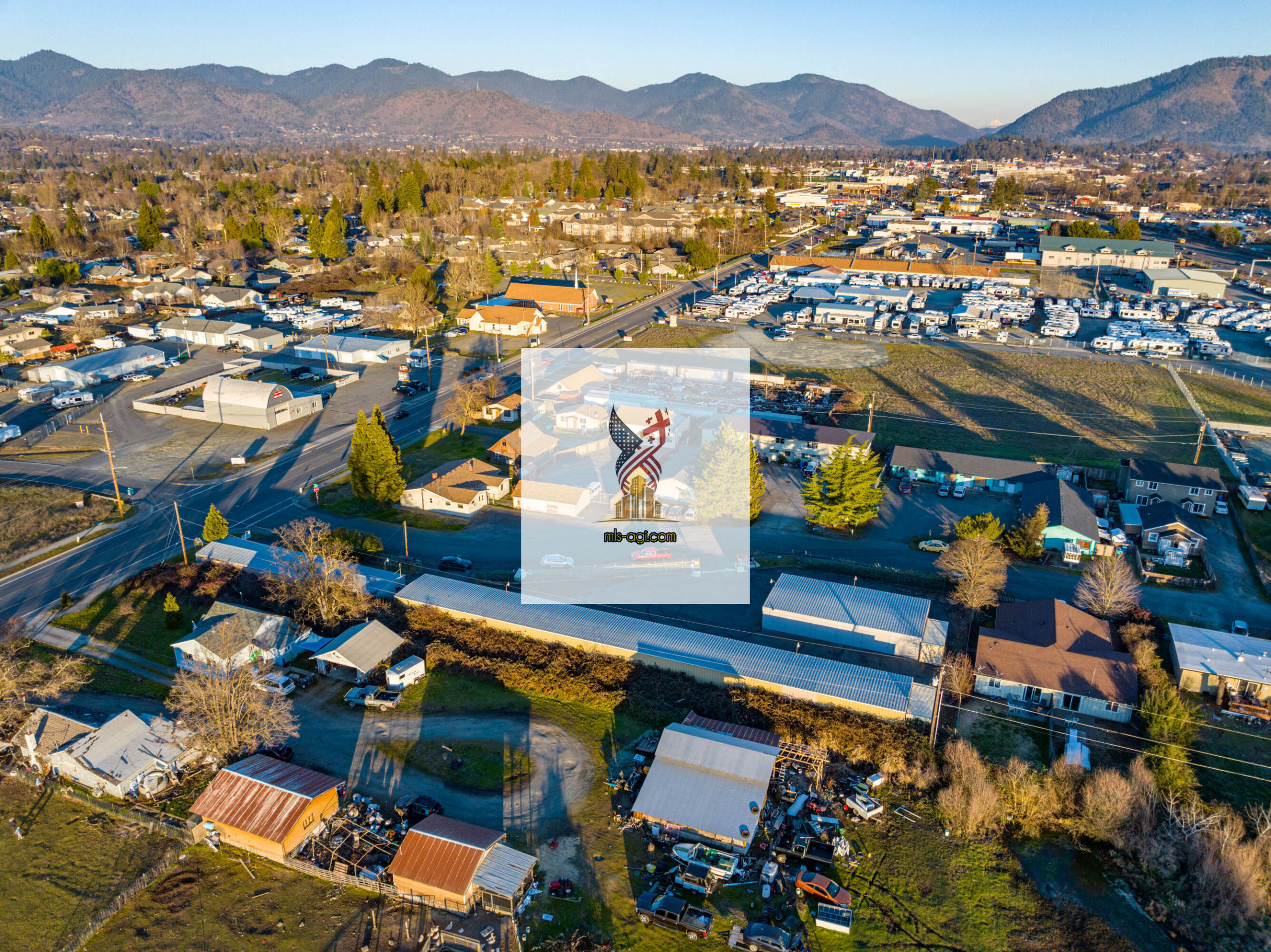 100 Pardee Ln, Grants Pass, OR 97527 (20)