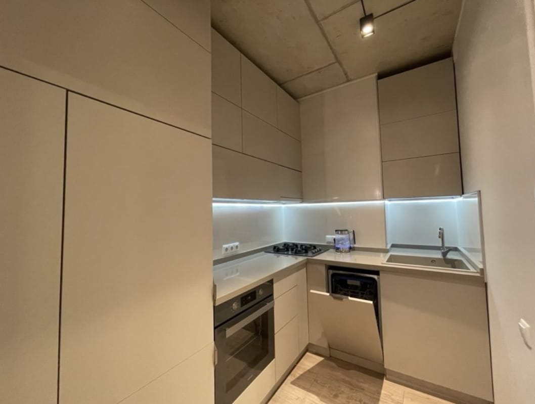 Long-Term 3-Room Unique Apartment For Rent In Batumi 13