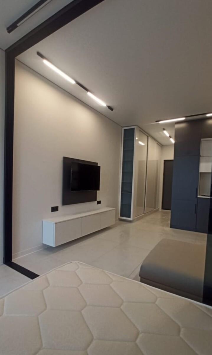 Luxurious Studio Apartment For Sale In Batumi 10