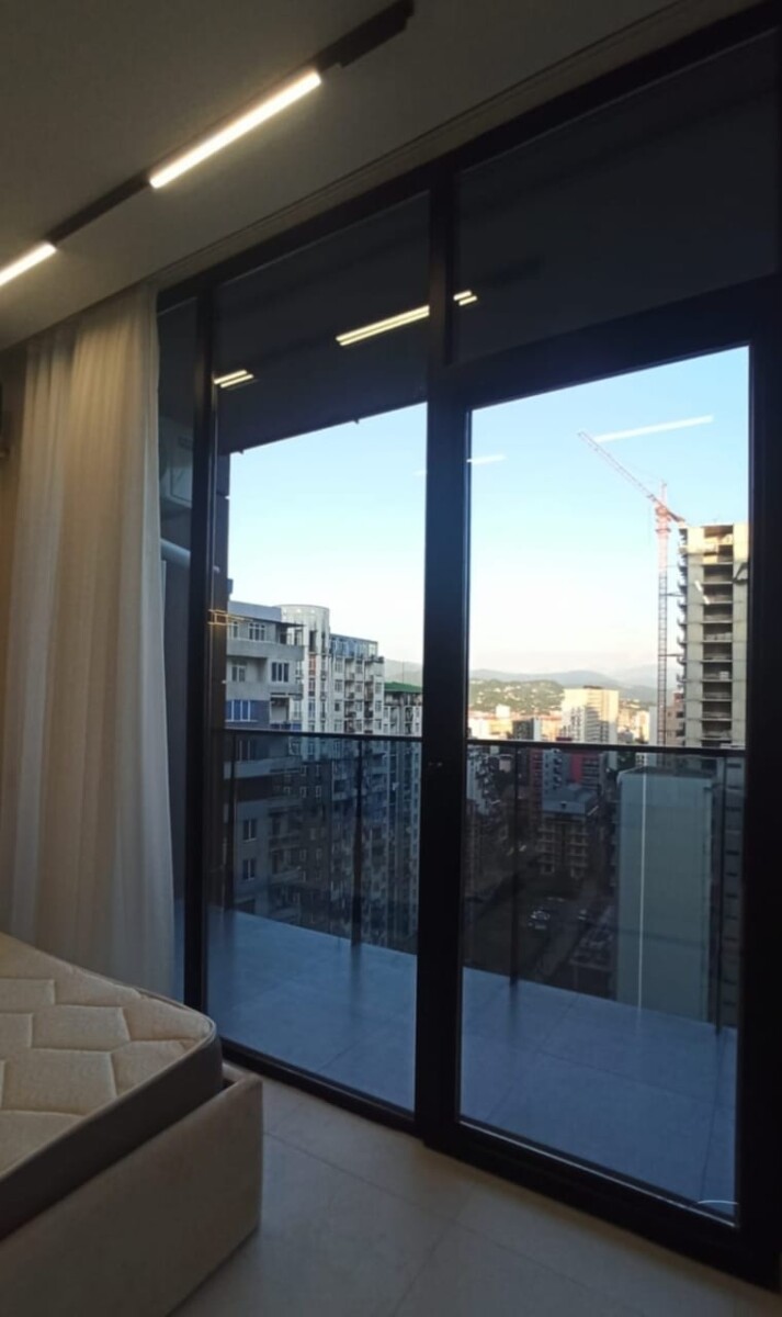 Luxurious Studio Apartment For Sale In Batumi 4