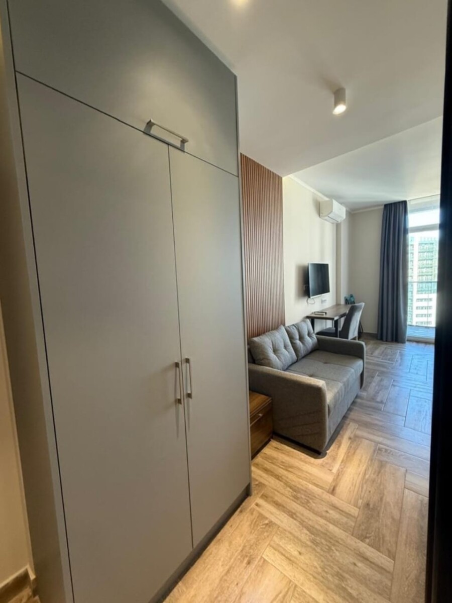 Luxury Apartment With All Appliances For Rent 4