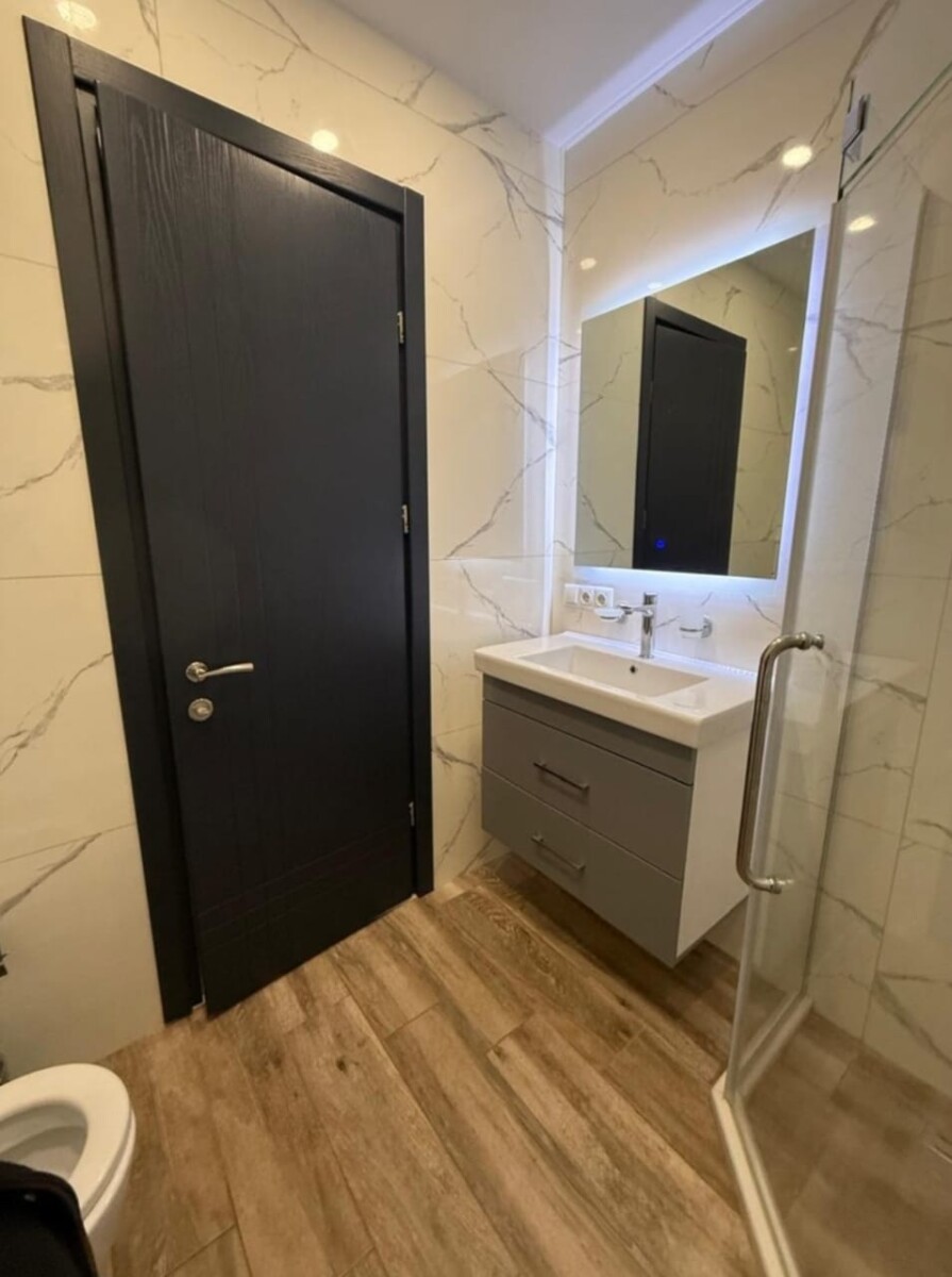 Luxury Apartment With All Appliances For Rent 5