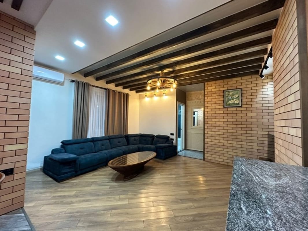 Modern Apartment For Rent In Batumi At Good Price 3