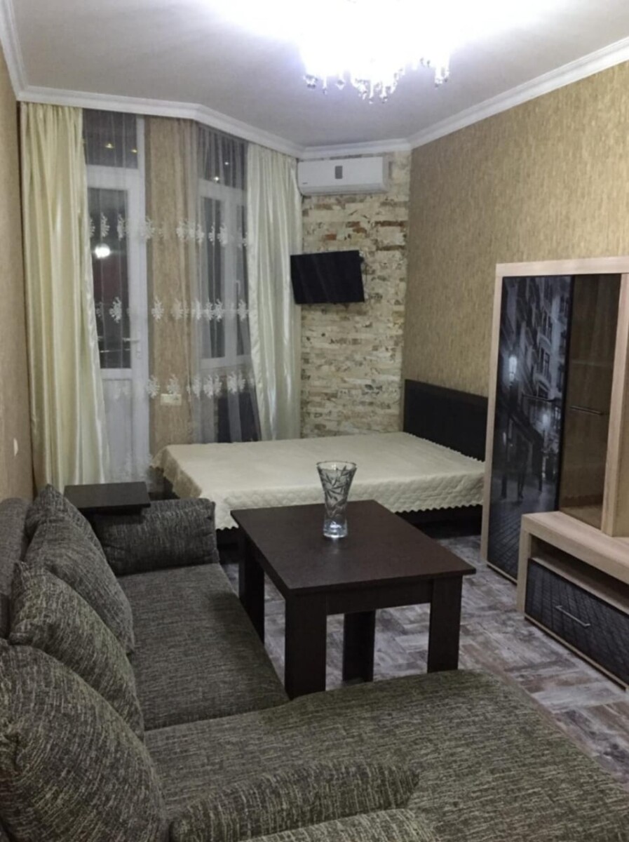 New Renovated Rental Apartment In Batumi 1