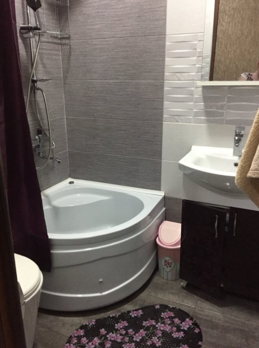 New Renovated Rental Apartment In Batumi 11