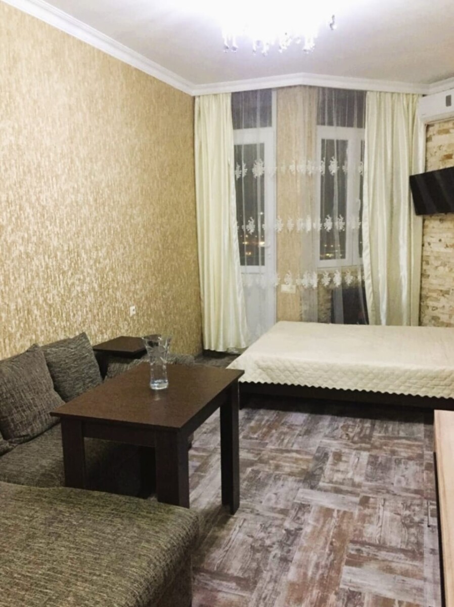 New Renovated Rental Apartment In Batumi 3