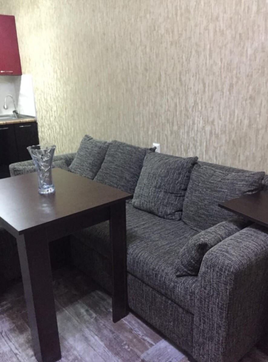 New Renovated Rental Apartment In Batumi 4