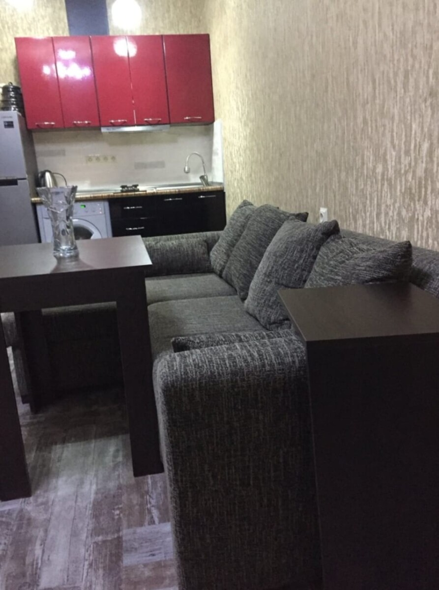 New Renovated Rental Apartment In Batumi 5