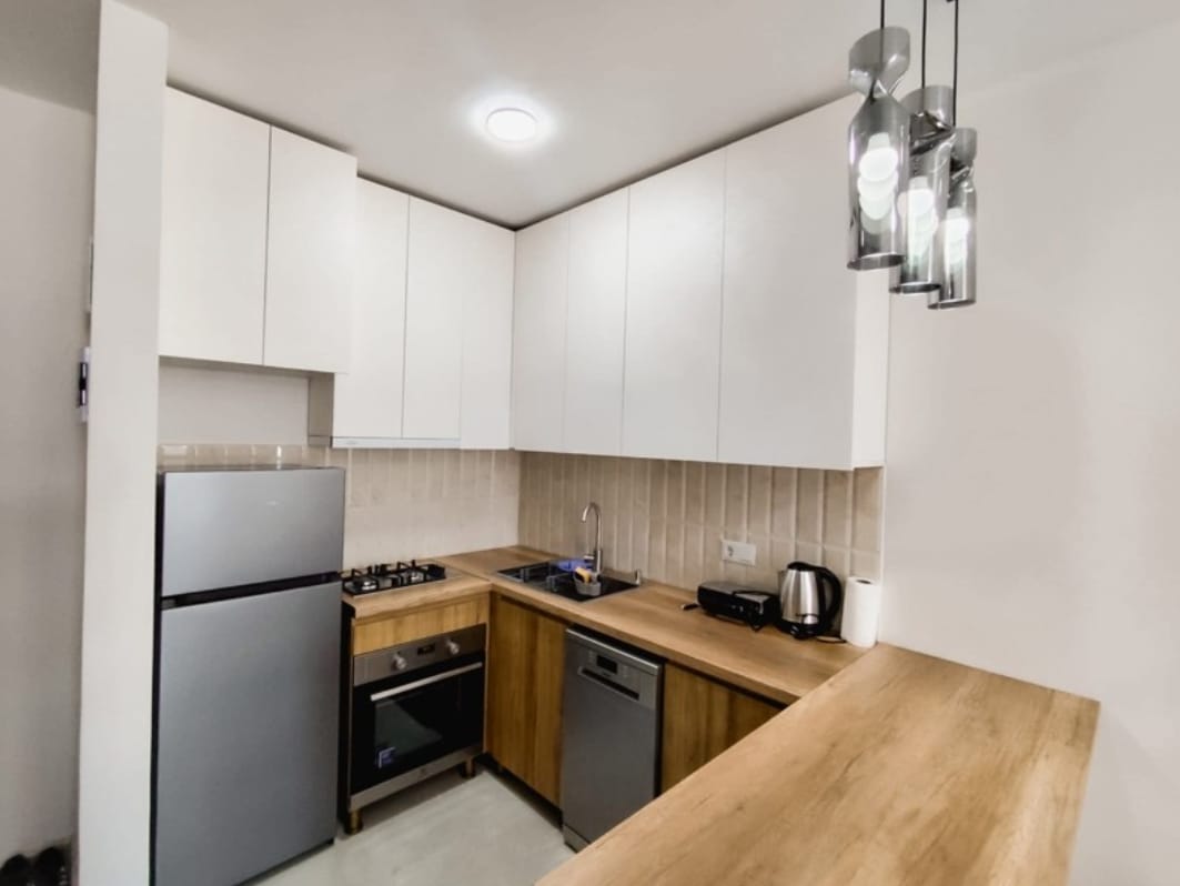 One Bright Bedroom Apartment For Rent In Batumi 1