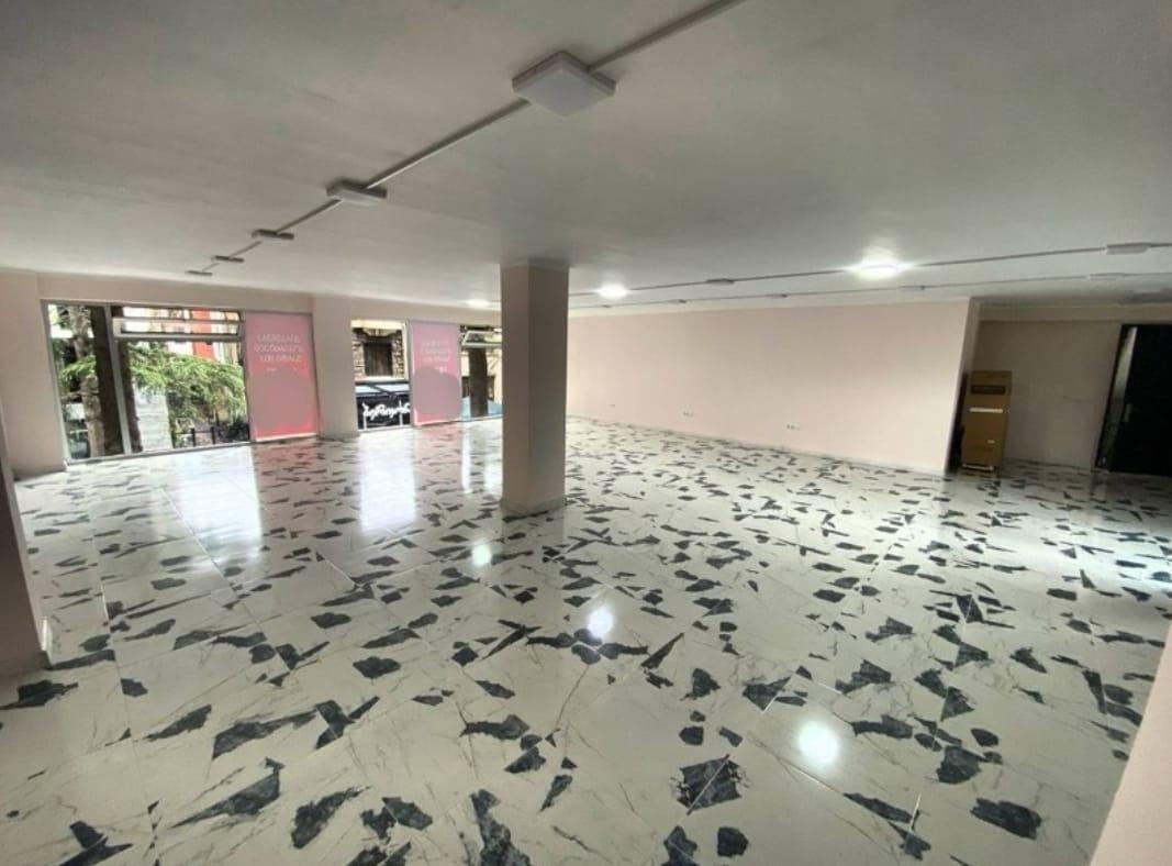 Commerce Property for Rent – Retail & Office Spaces (5)