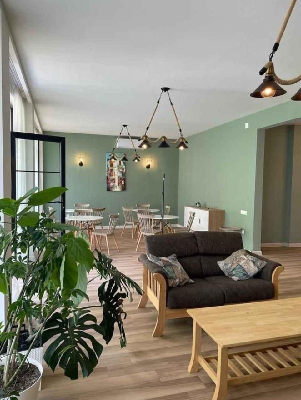 Hotel For Sale – Luxury and Budget Hotels in Top Locations (2)