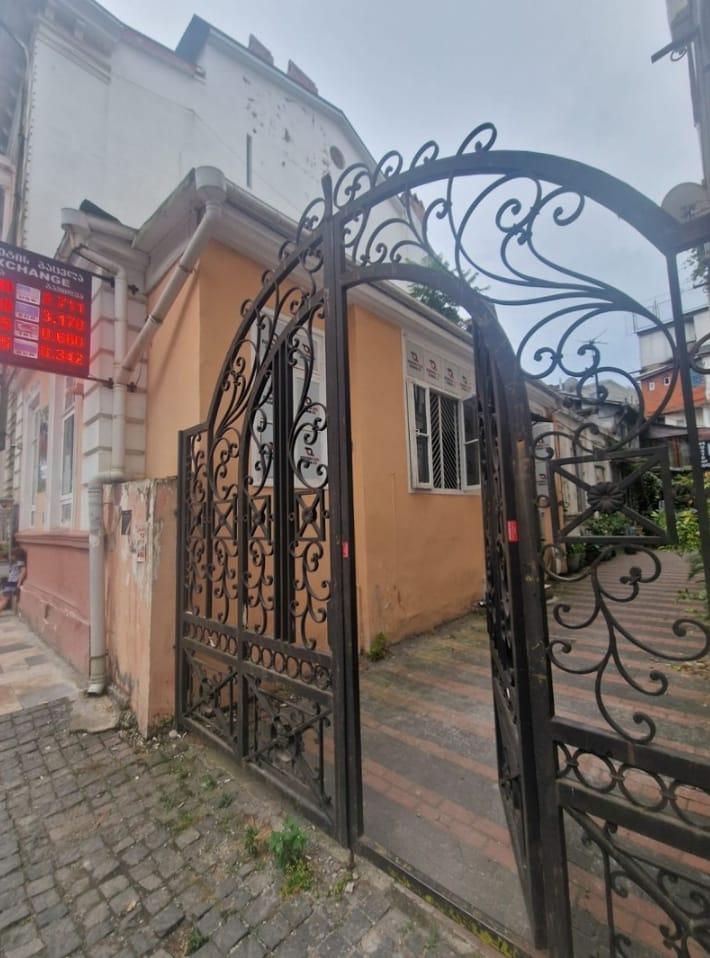Konstantine Gamsakhurdia Street (11)