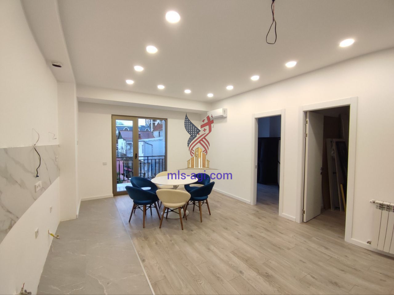 Modern 2-Bedroom Apartment Near the Sea Batumi 1