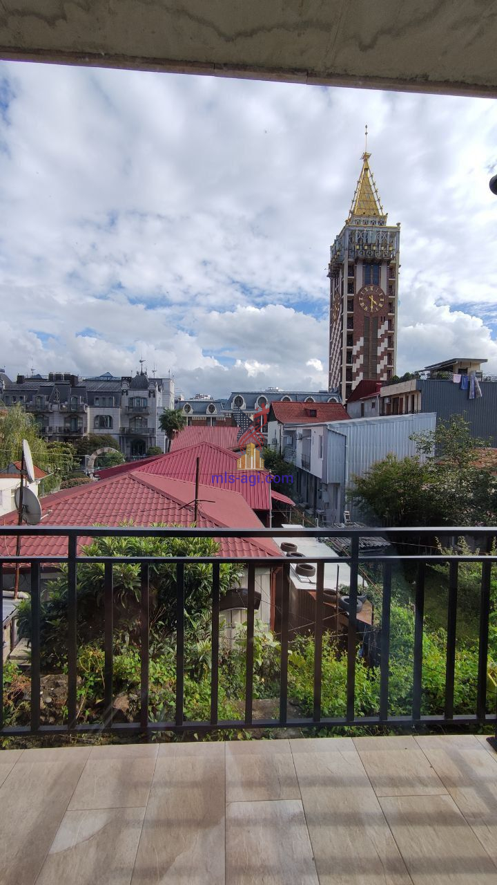 Modern 2-Bedroom Apartment Near the Sea Batumi 2